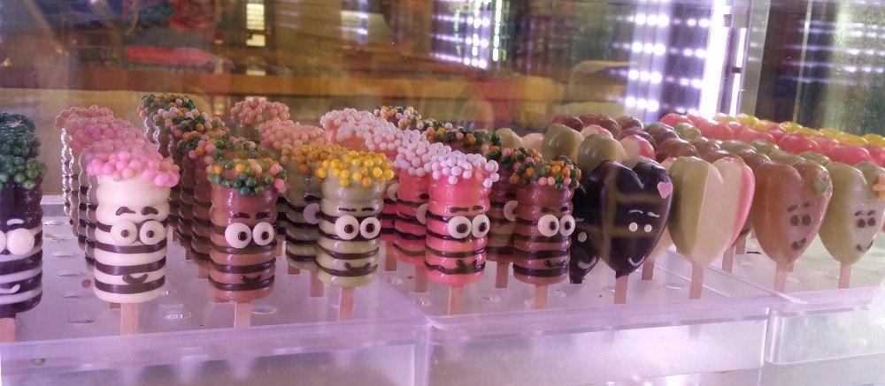 Cute popsicles spotted in a shopping mall