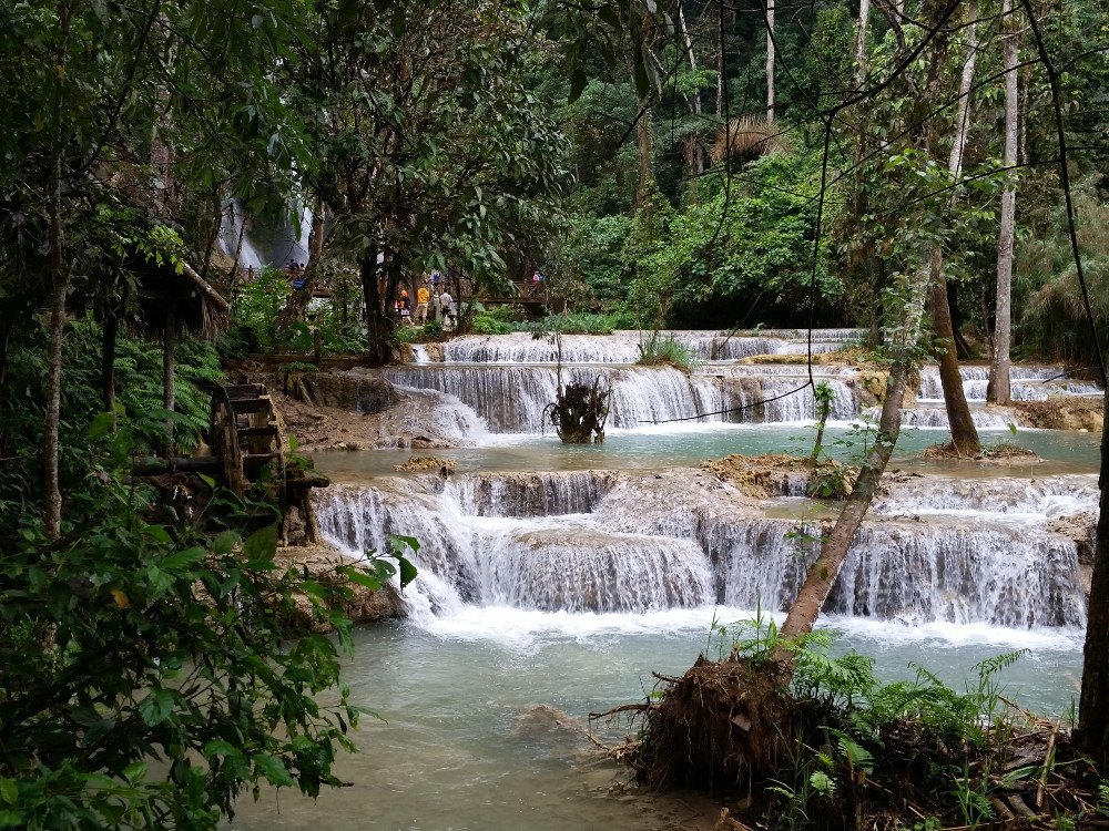 The clear water from Kuang Si Waterfalls