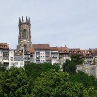 A lovely walk on the heights of Fribourg (Switzerland)